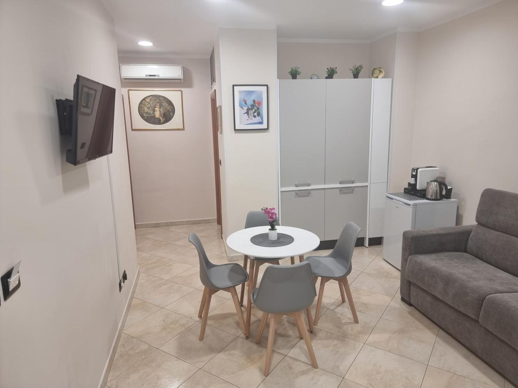 דירות Loft Magna Grecia Reggio Calabria Centro Storico A 3 Minuti A Piedi Dal Mare מראה חיצוני תמונה